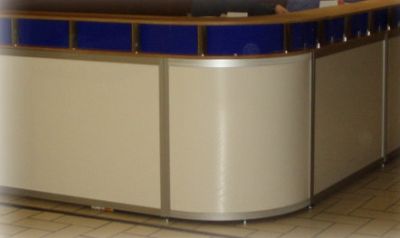 THEKE DR-AULA